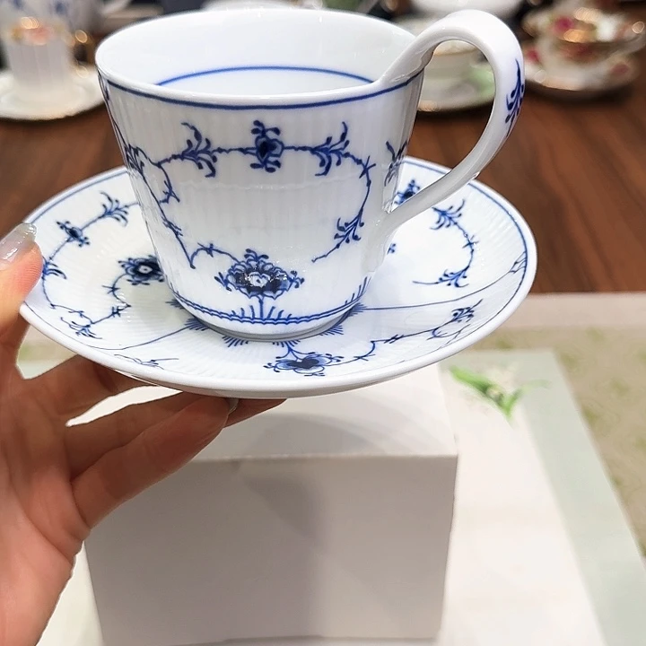 瓷片杯子杯子杯子水杯杯子水杯