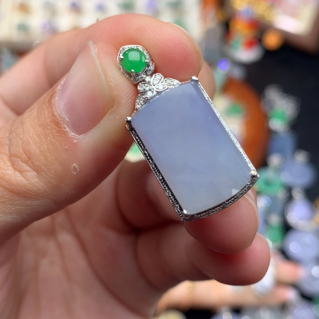 吊坠(不含链)18K金镶嵌翡翠