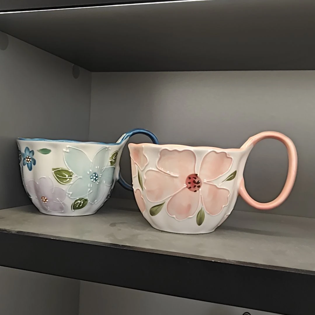 白*微瑕陶瓷餐具釉下彩