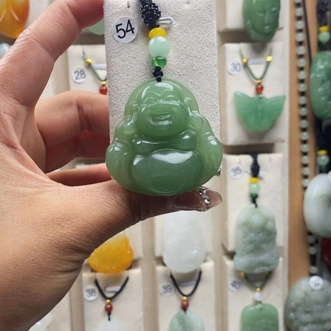 石英质玉未镶嵌颈饰