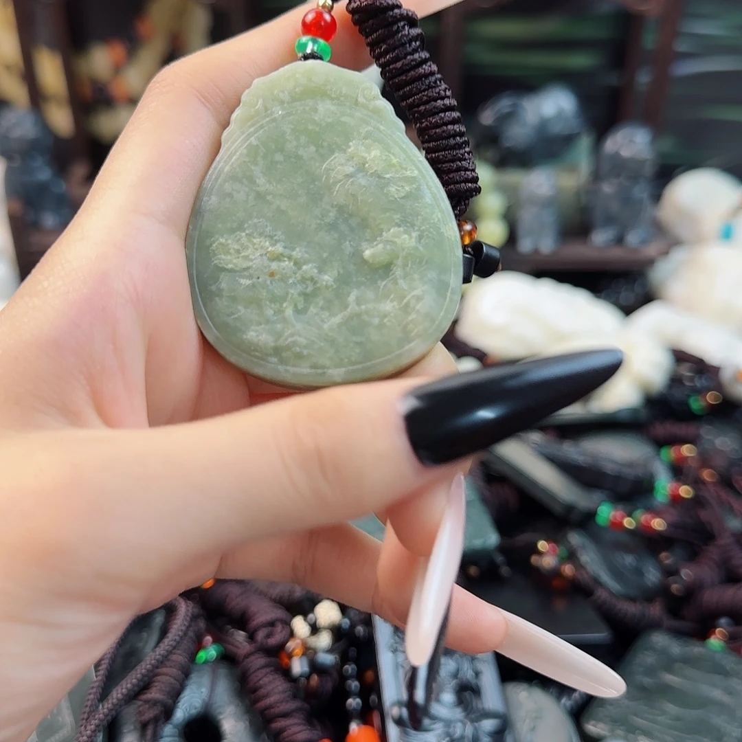 未镶嵌和田玉挂件