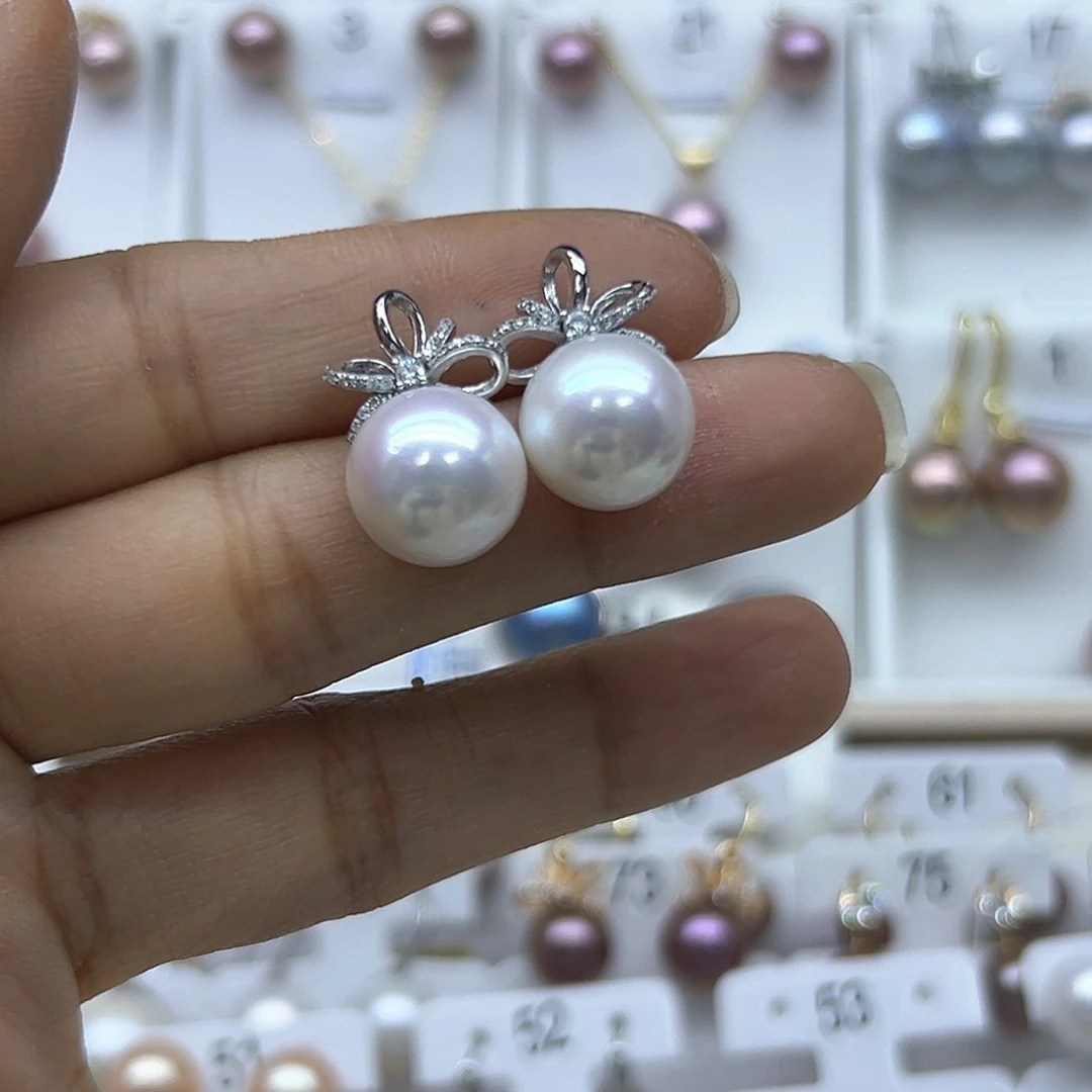 银S925镶嵌淡水珍珠耳饰晚***鬼