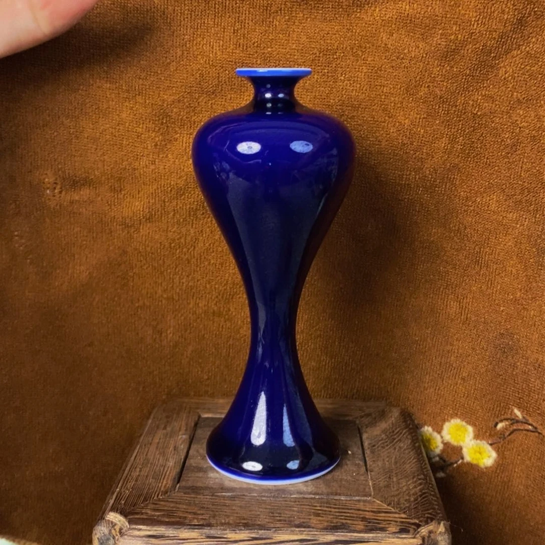 摆件景德镇瓷器精品陈列