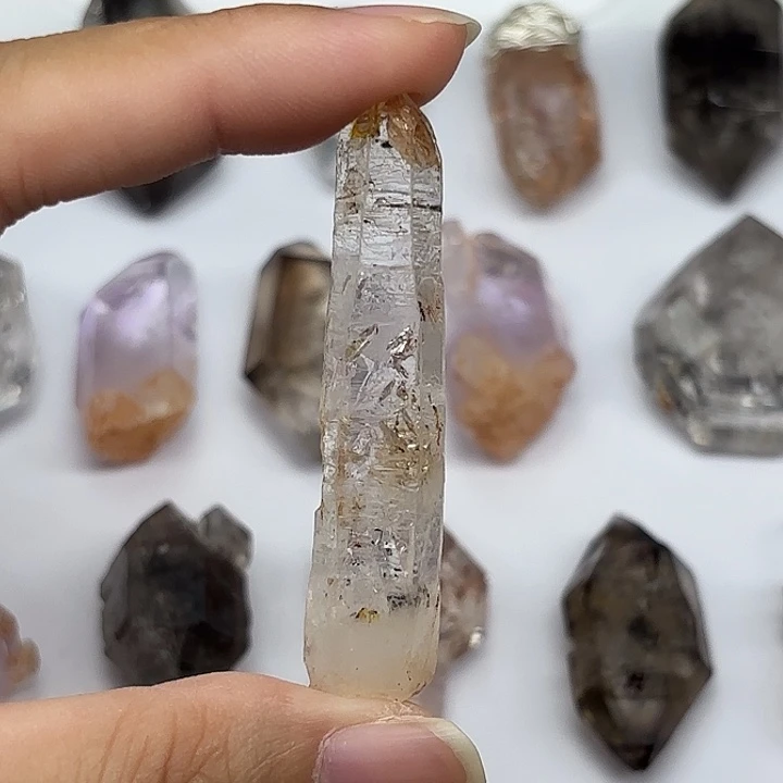 水晶未镶嵌颈饰巴基斯坦油胆闪灵钻60mm+