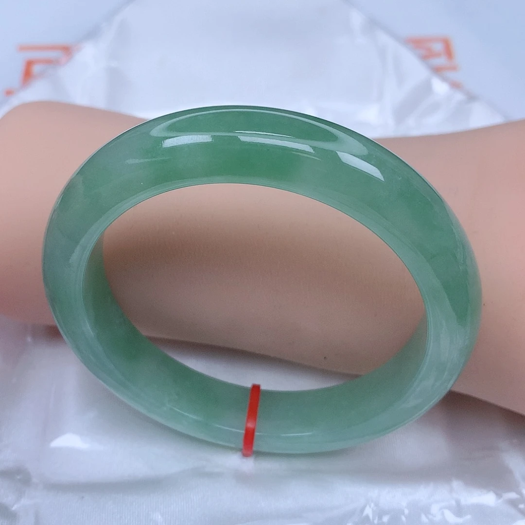 【闪购商品】未镶嵌手镯翡翠，55