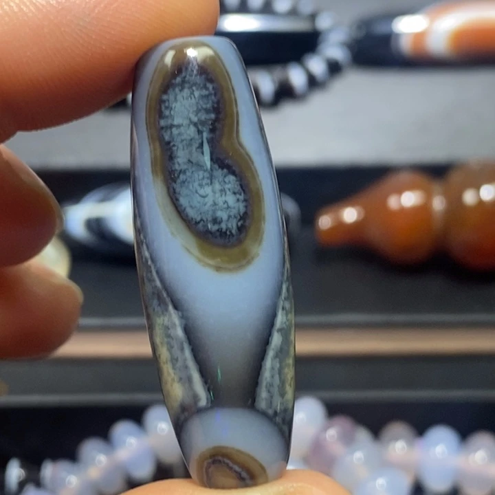 玛瑙/玉髓未镶嵌挂件