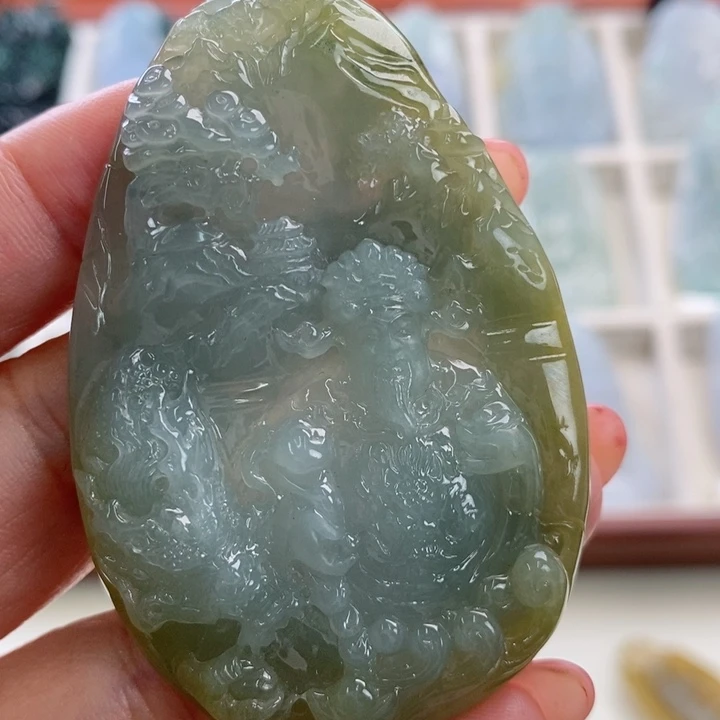 颈饰未镶嵌翡翠翡翠