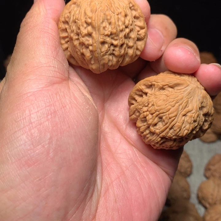 核***桃核把件42绣球全品