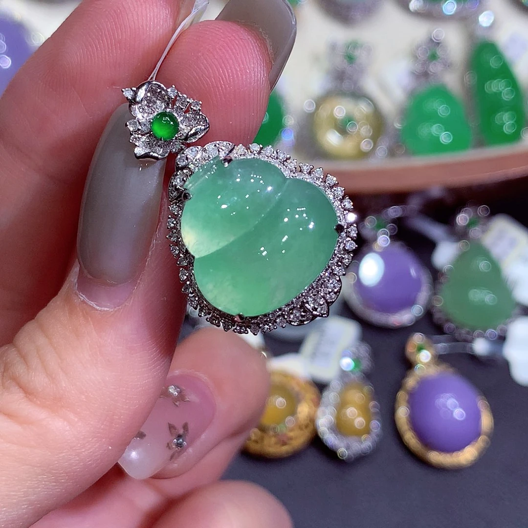 吊坠(不含链)18K金镶嵌翡翠