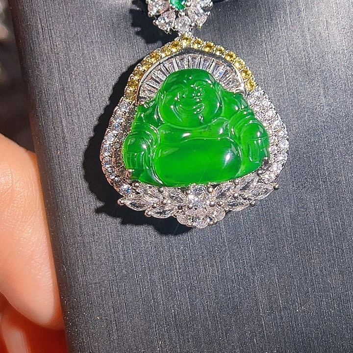 翡翠颈饰未镶嵌6667，