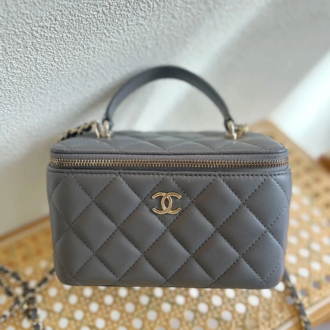 99新 Chanel/香奈儿 包展专属 Chanel香奈儿 灰金手柄化妆盒