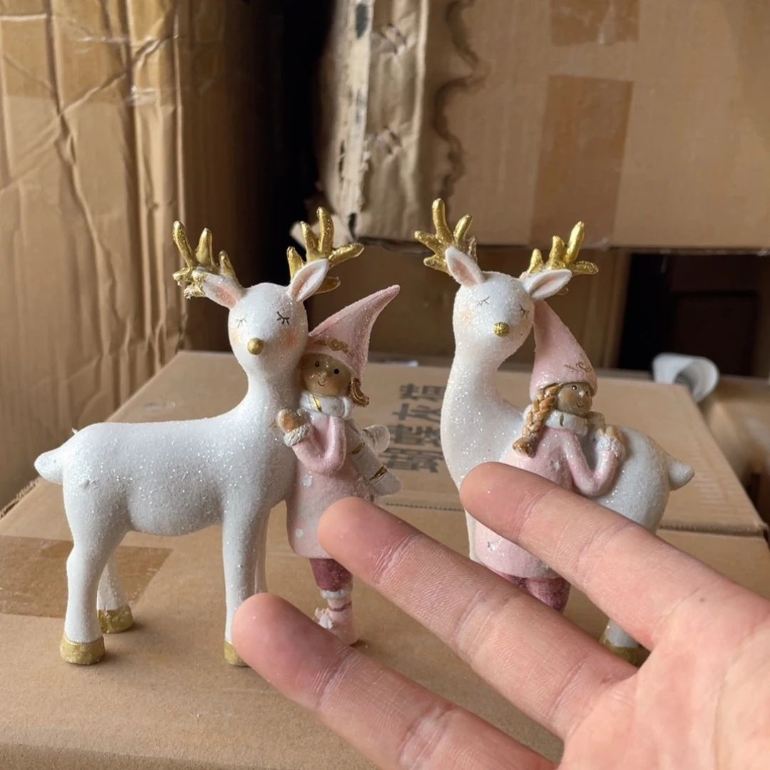 【闪购商品】树脂小号麋鹿女孩一对