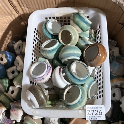 紫砂花盆726瑕疵品口径3厘米左右
