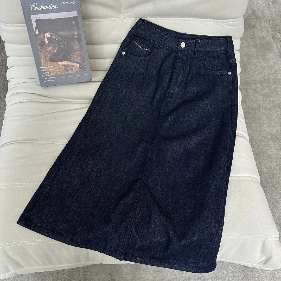 【米可家】一条不显胯不显肚子的A版天丝牛仔刺绣半身裙7050