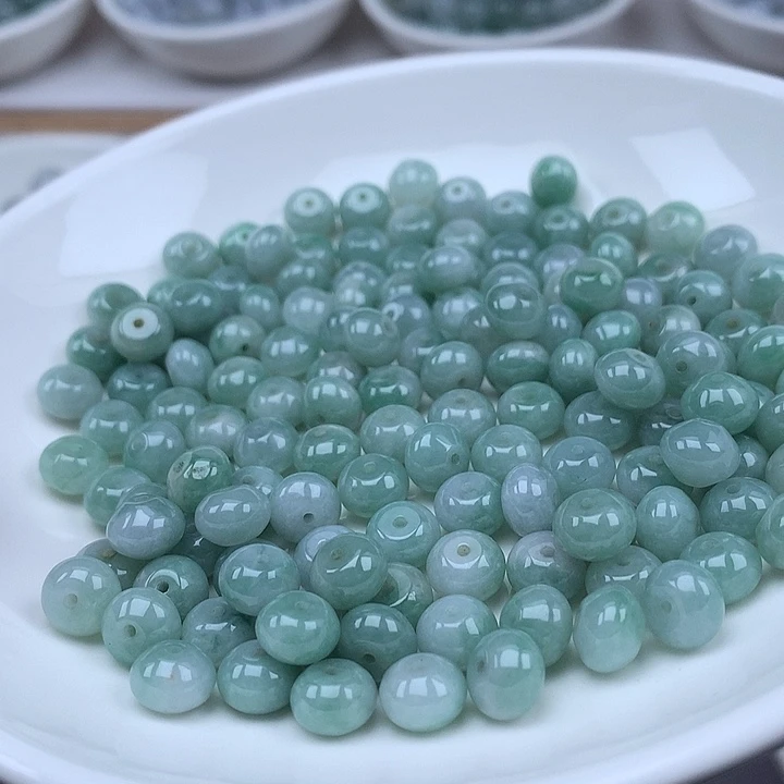 翡翠散珠翡翠卡8*5加30颗
