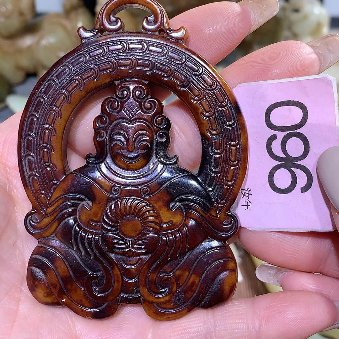 颈饰未镶嵌和田玉龙*飞