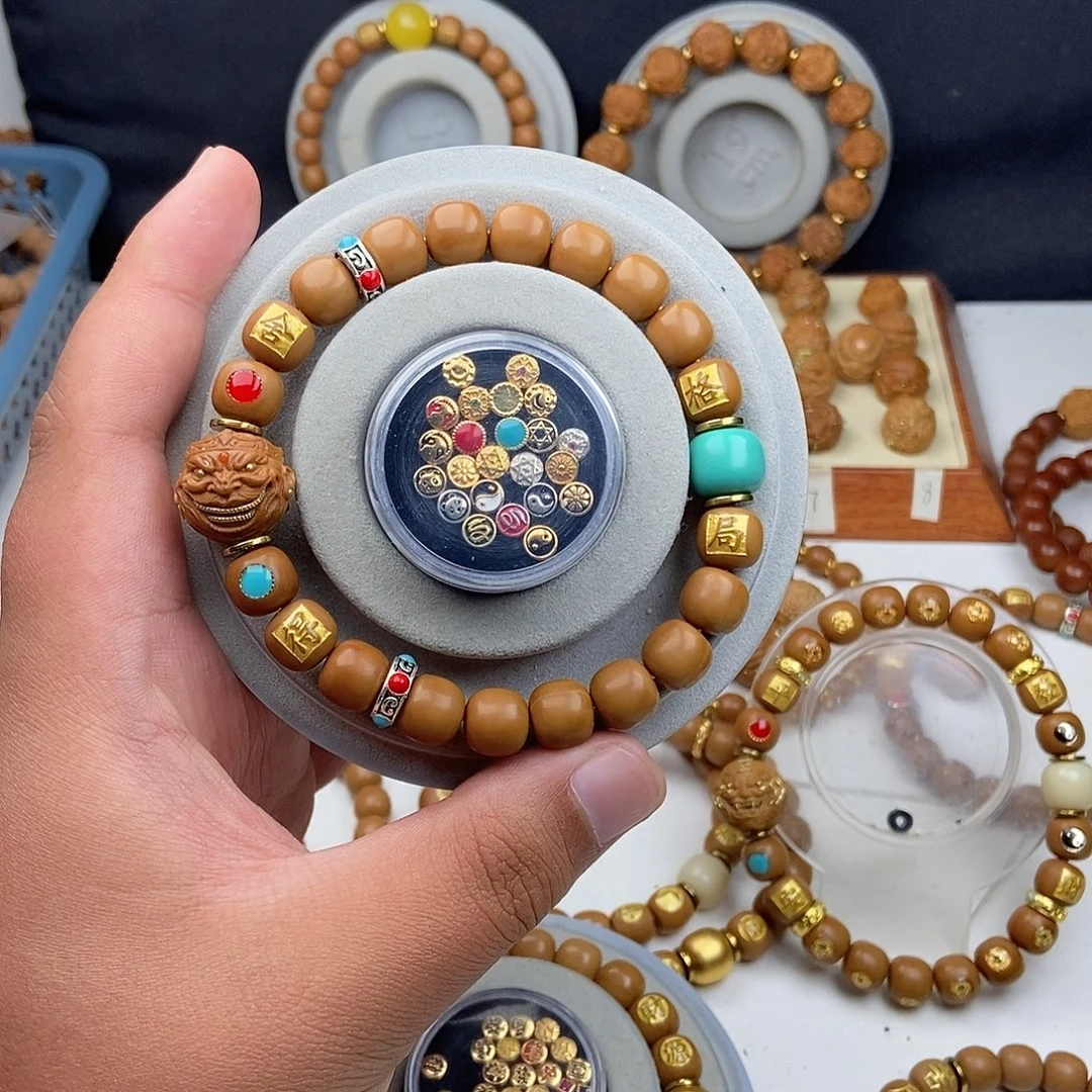 ༺***༻猴头核桃吊坠老型