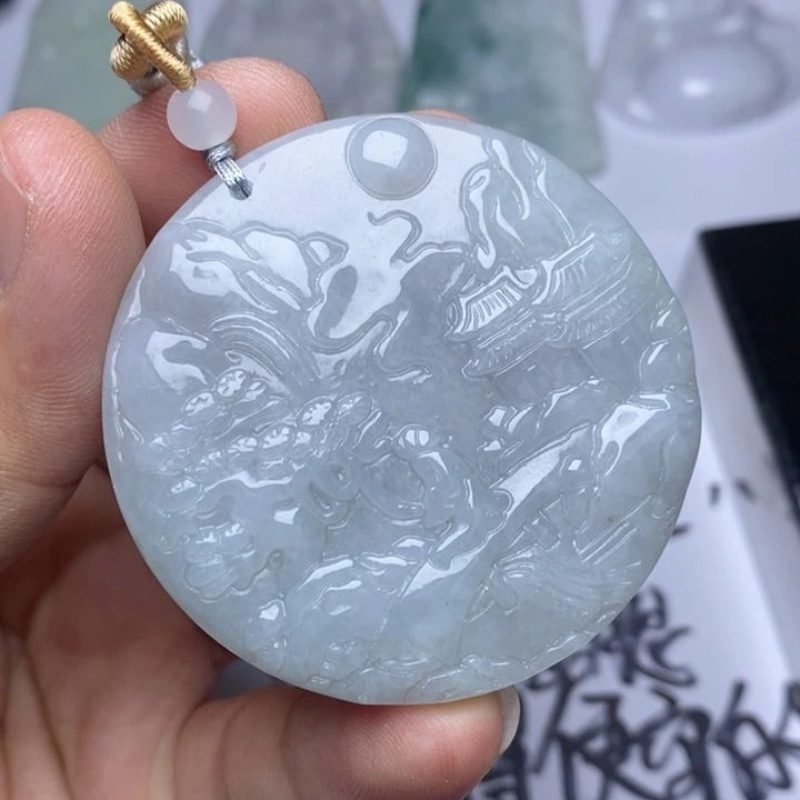 颈饰未镶嵌翡翠翡翠