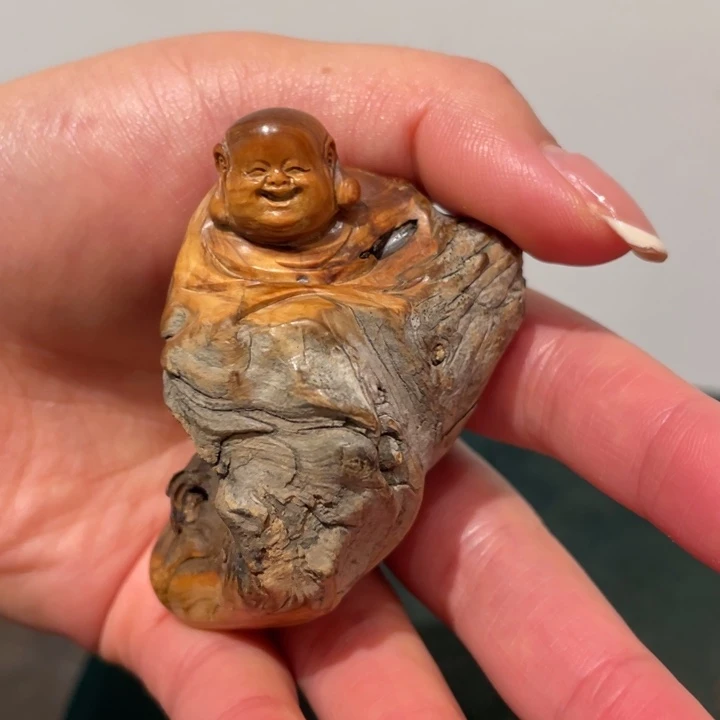 柏木（崖柏）吕*弥勒手把件