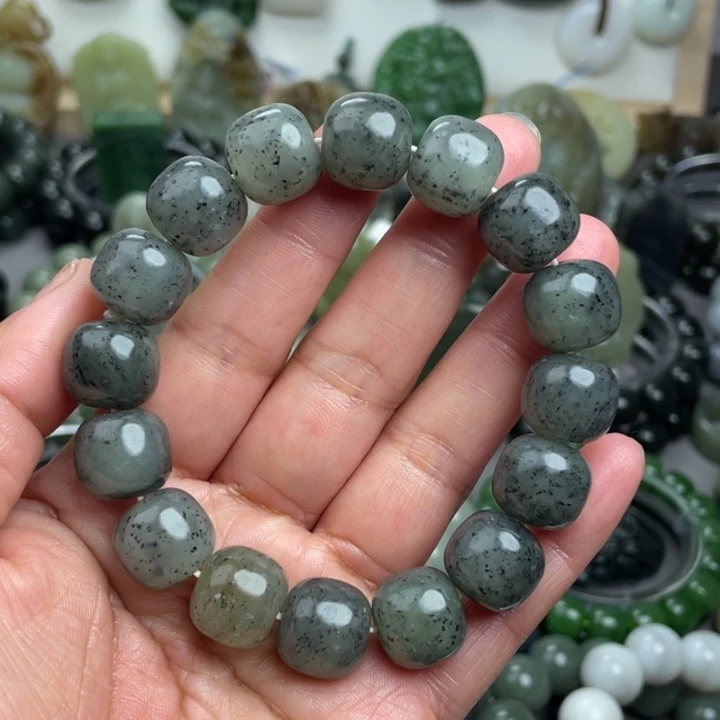 和田玉未镶嵌手链