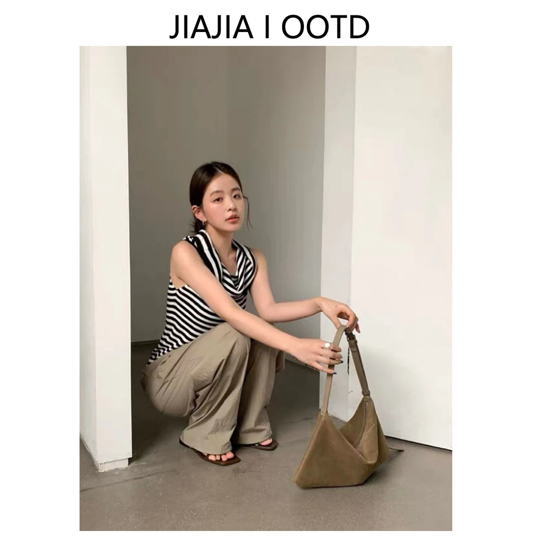 C041韩系休闲风时髦条纹背心女夏季2025新款气质露背修身显瘦上衣