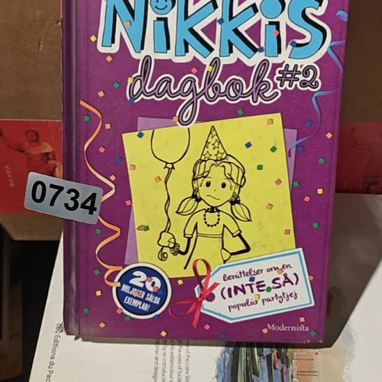 734号外文书看好品相