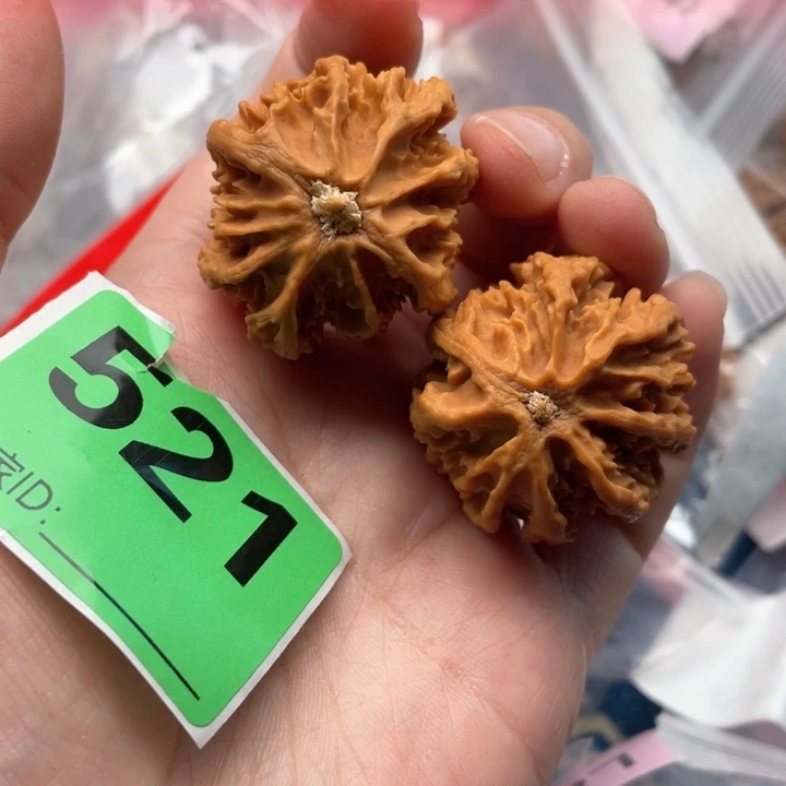 文玩核桃吊坠核桃
