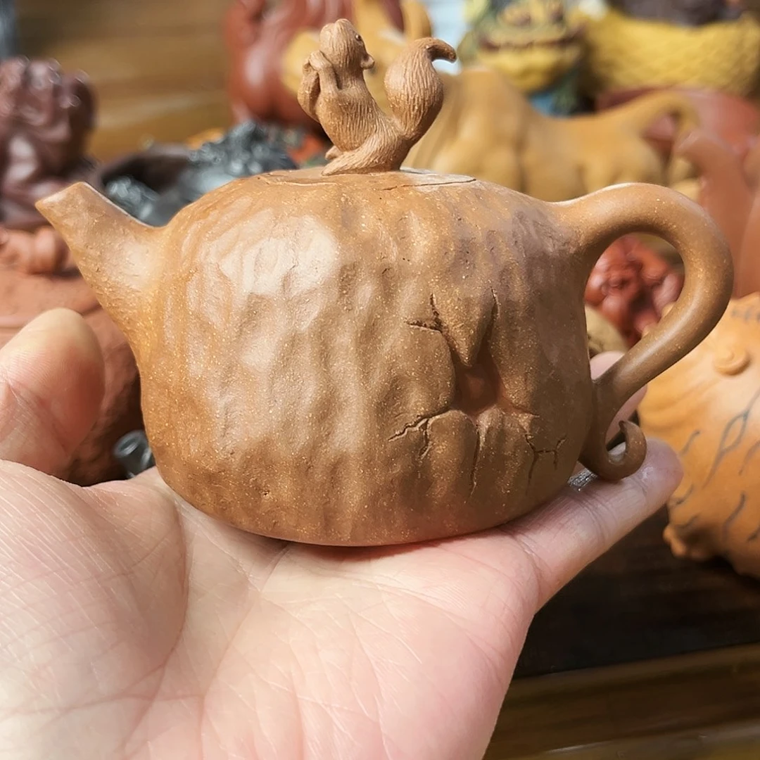 紫砂茶壶哥****！松鼠供春壶精工全手工
