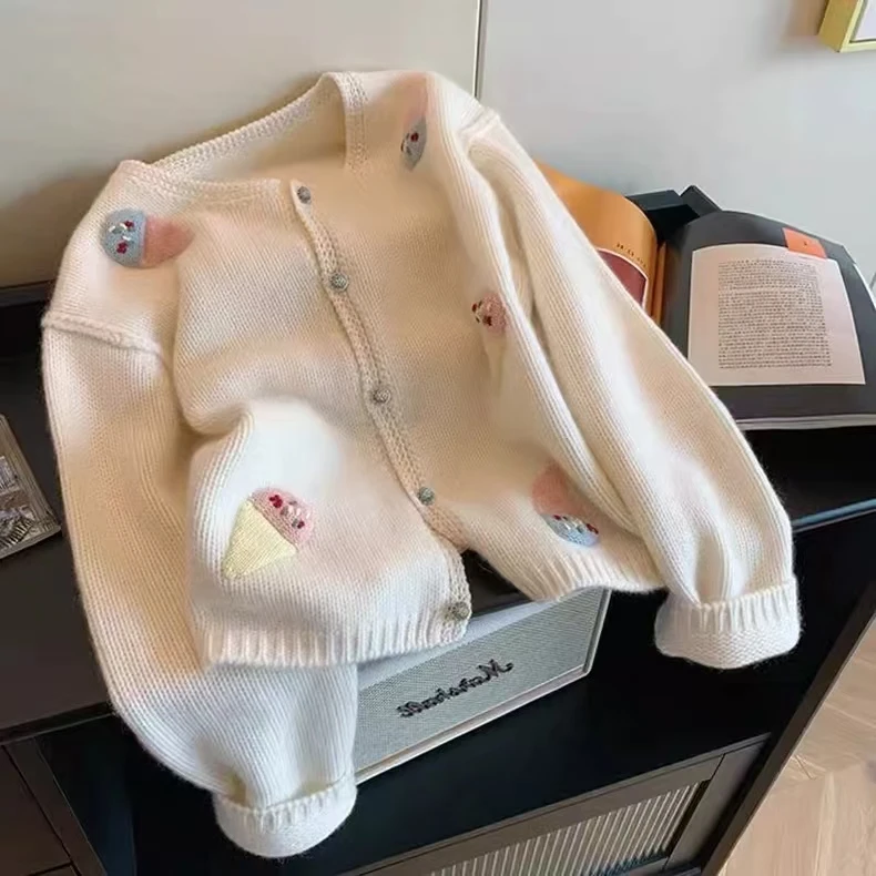 欧洲高端2025秋冬新款女装米白色刺绣针织开衫高级感百搭上衣可爱