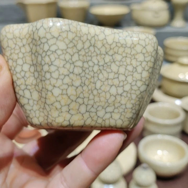 善***者龚东华老师梅花墨纹作品