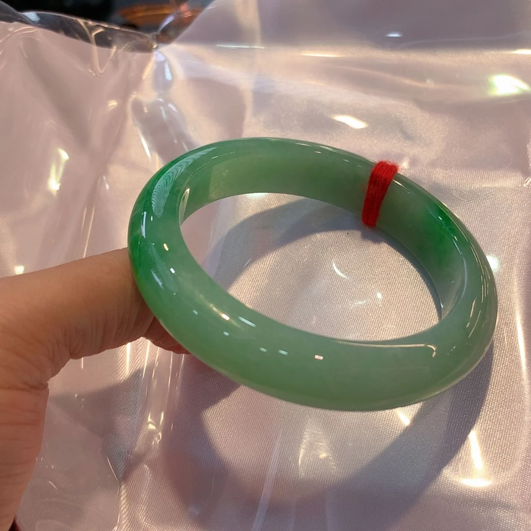 【闪购商品】未镶嵌手镯翡翠欢*…总价58000