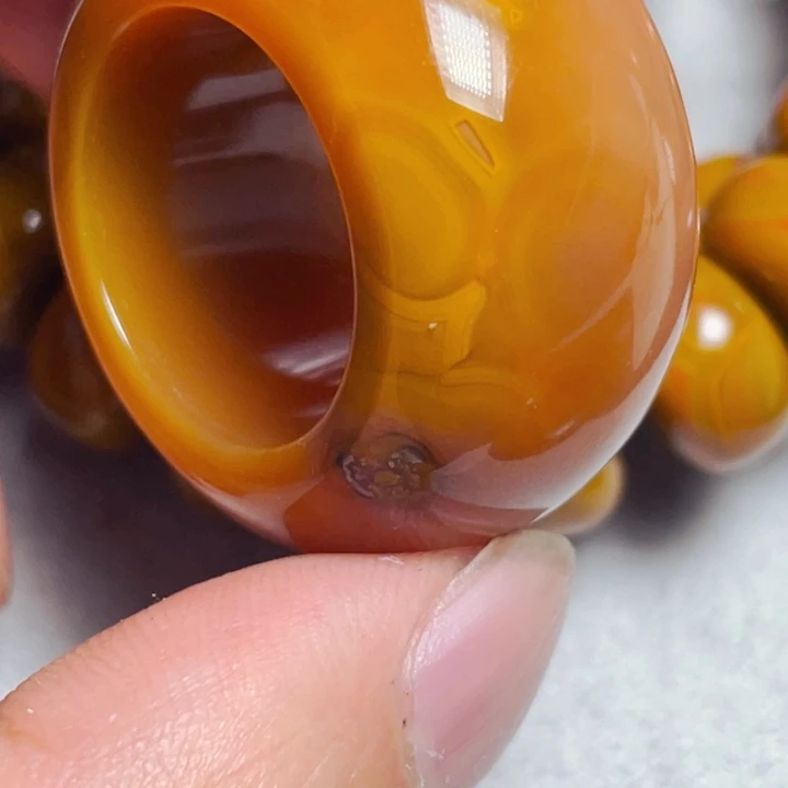 狼***抱玛瑙/玉髓合金玛瑙