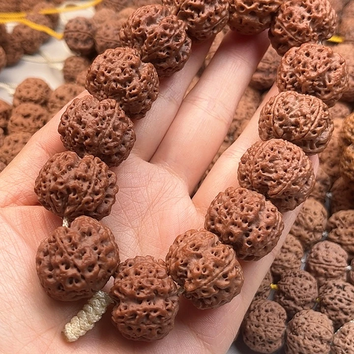 逍***遥金刚菩提手串飞碟梅花25