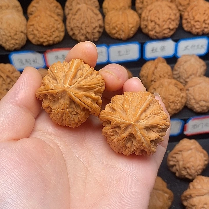 吊坠文玩核桃文山38