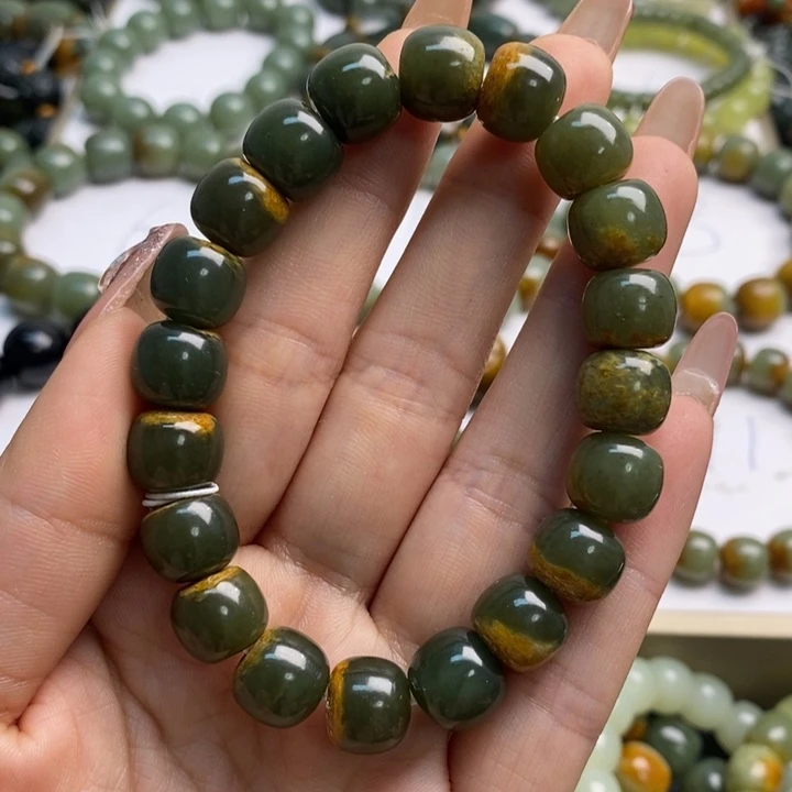 未镶嵌透闪石质玉珠宝奇石爱*