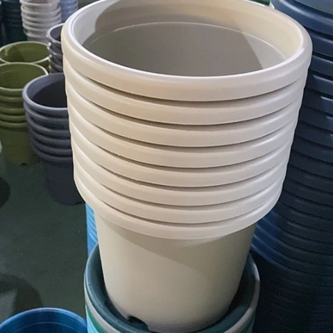 树脂微瑕4号8个带托灰白