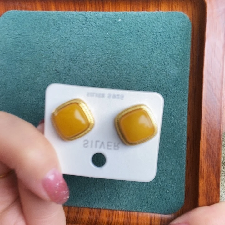 蜜蜡银S925镶嵌耳饰耳钉