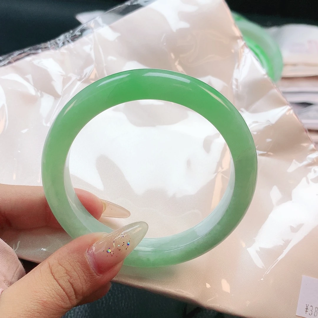 未镶嵌手镯翡翠?***e59圈2414