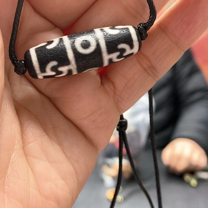 玛瑙/玉髓颈饰合金