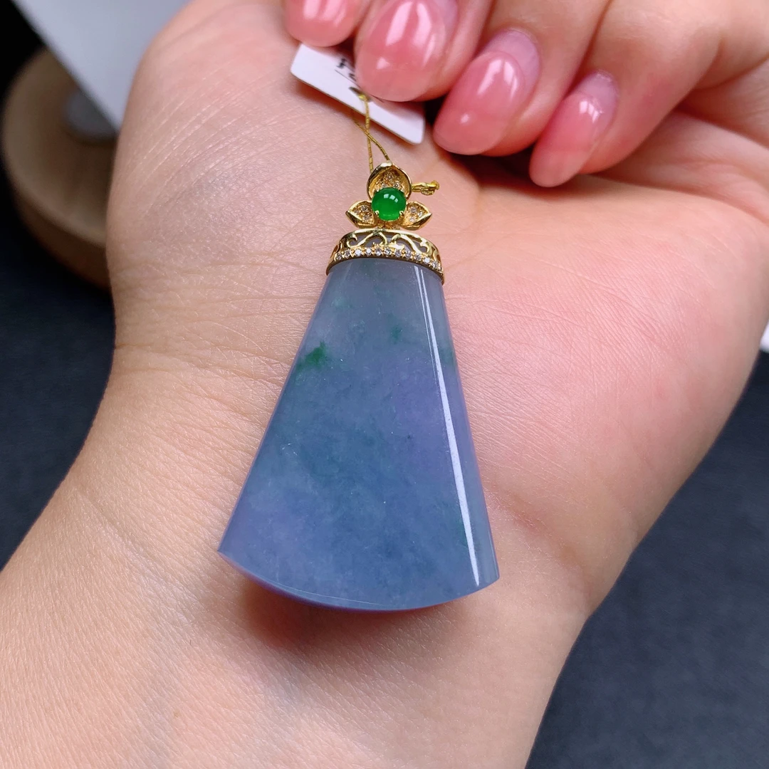 天然缅甸翡翠A货18k紫色无事牌气质精美尺寸41+235+23.5+5.8