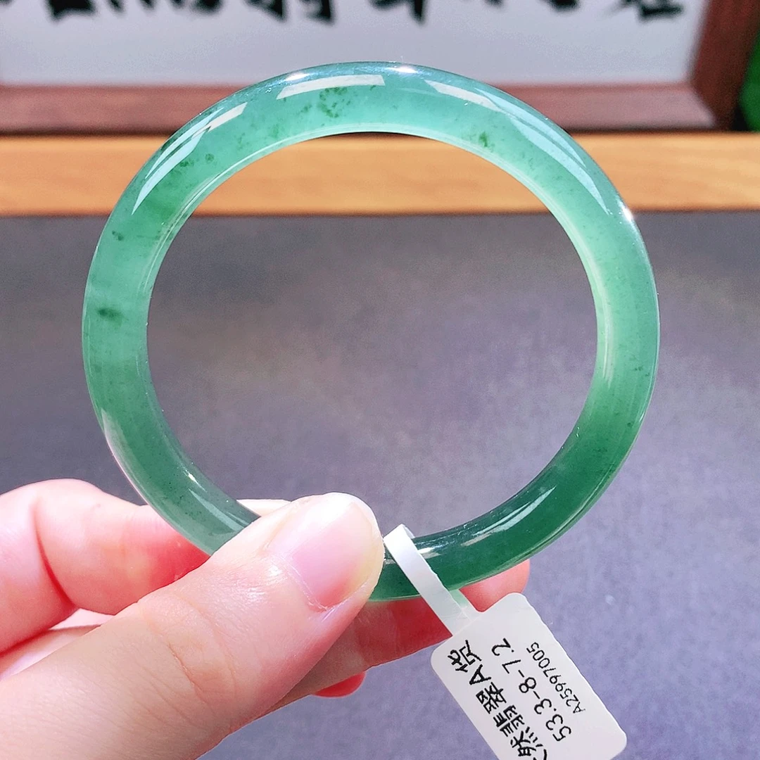 翡翠未镶嵌手镯天然翡翠