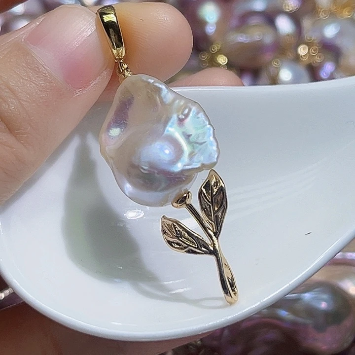 颈饰未镶嵌淡水珍珠