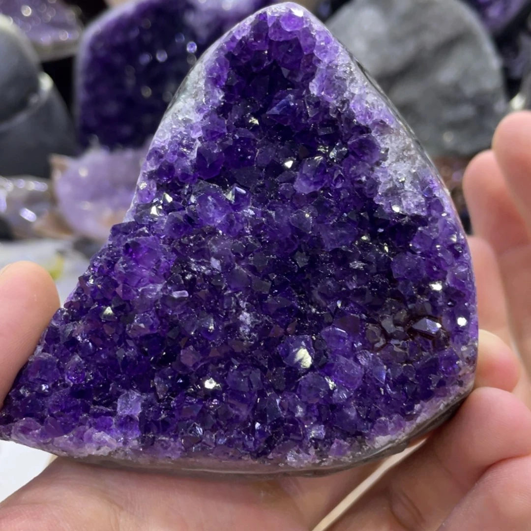 未镶嵌珠宝半成品水晶
