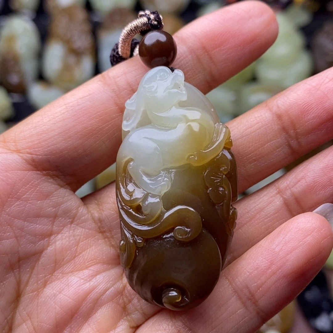 项链未镶嵌和田玉（糖玉）