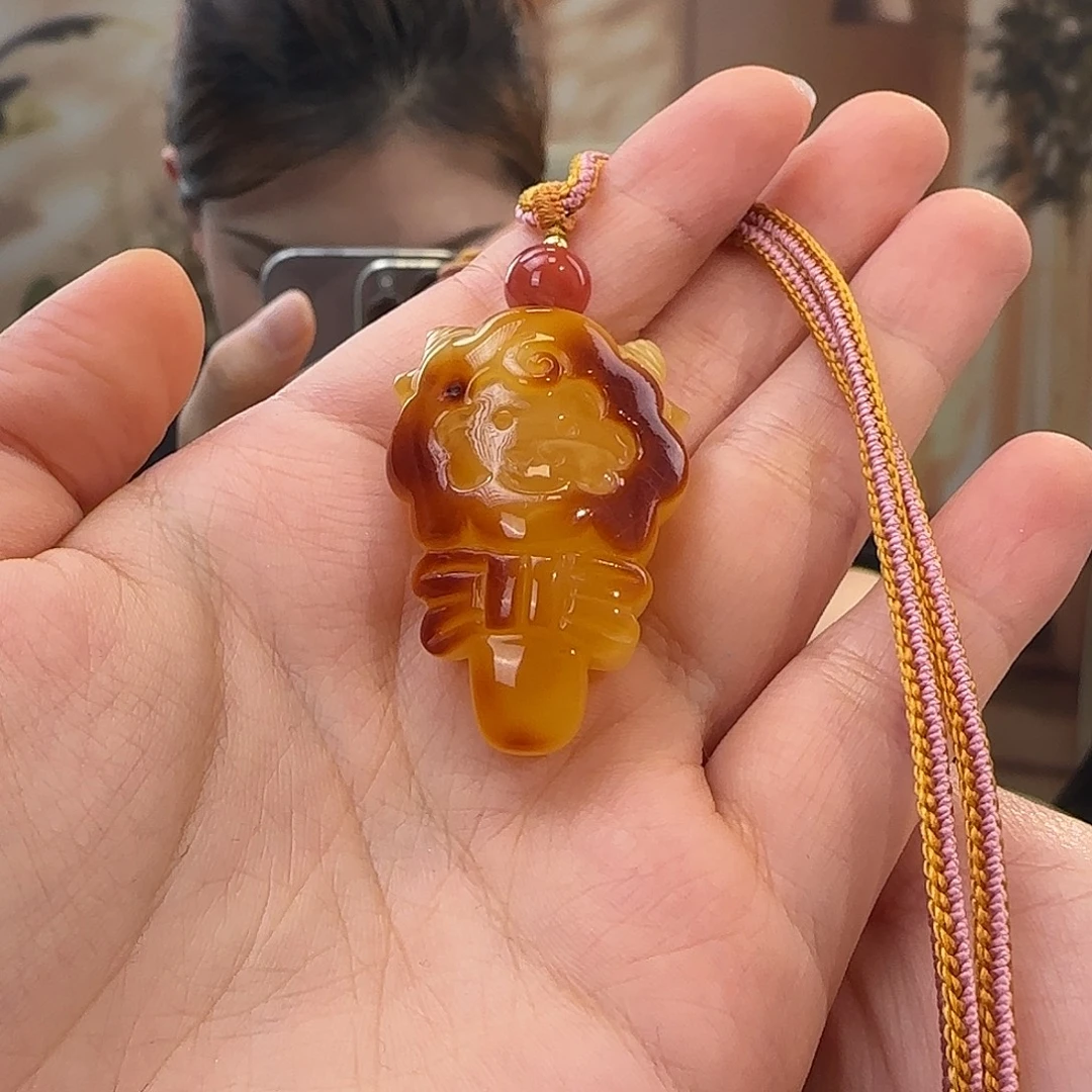 蜜蜡未镶嵌吊坠(赠链)