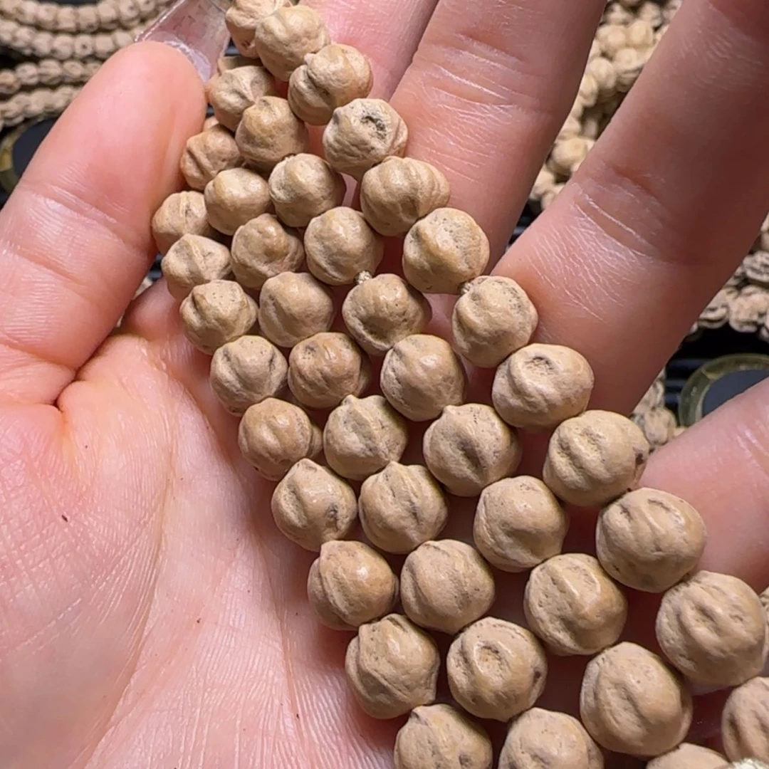 【闪购商品】柏香籽/百香籽吊坠善**。