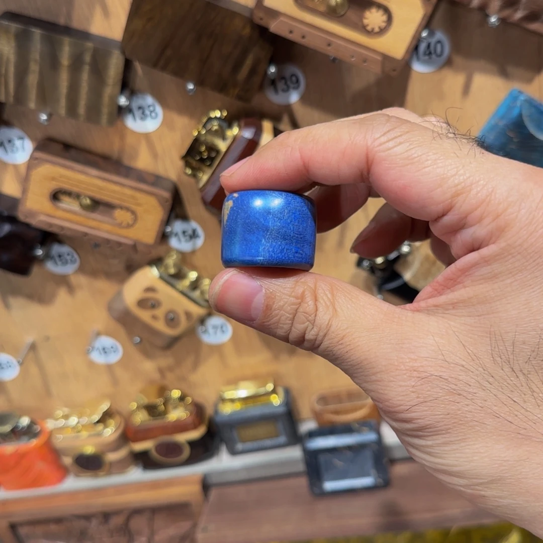 弓****明铬原木定制礼物