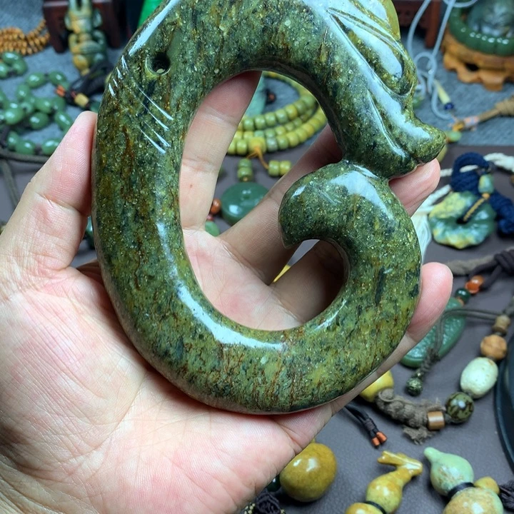 岫岩河磨玉（透闪石质玉）未镶嵌吊坠(赠链)