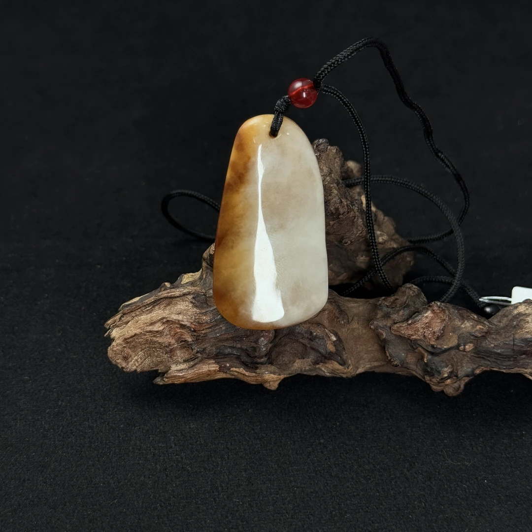 【诚翠拍品第一百一十七期午】翡翠64吊坠HQT9016