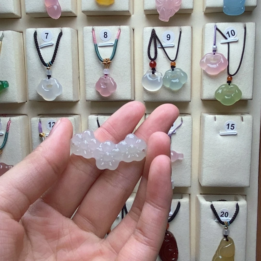 石英质玉未镶嵌吊坠(赠链)A****?